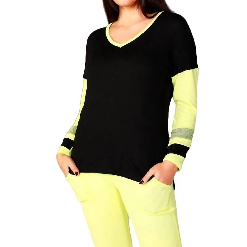 French Kyss - Color Block V-Neck With Stripe