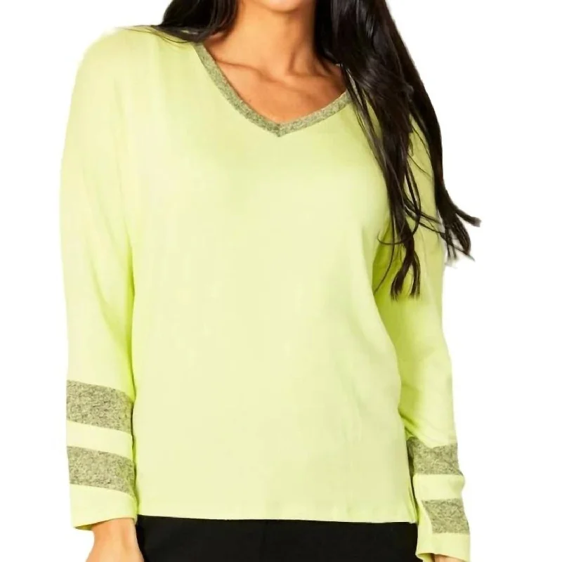 French Kyss - Long Sleeve Love V-Neck Top